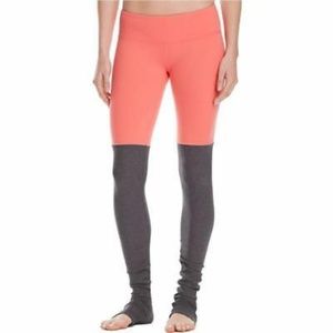 Alo Goddess Leggings (Coral/Grey)